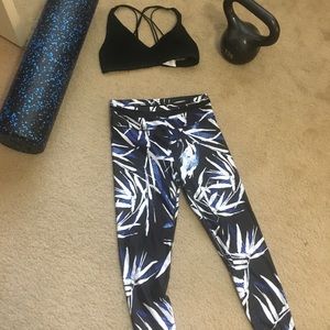 Fabletics Sports Bra and Palm Print Leggings (M)